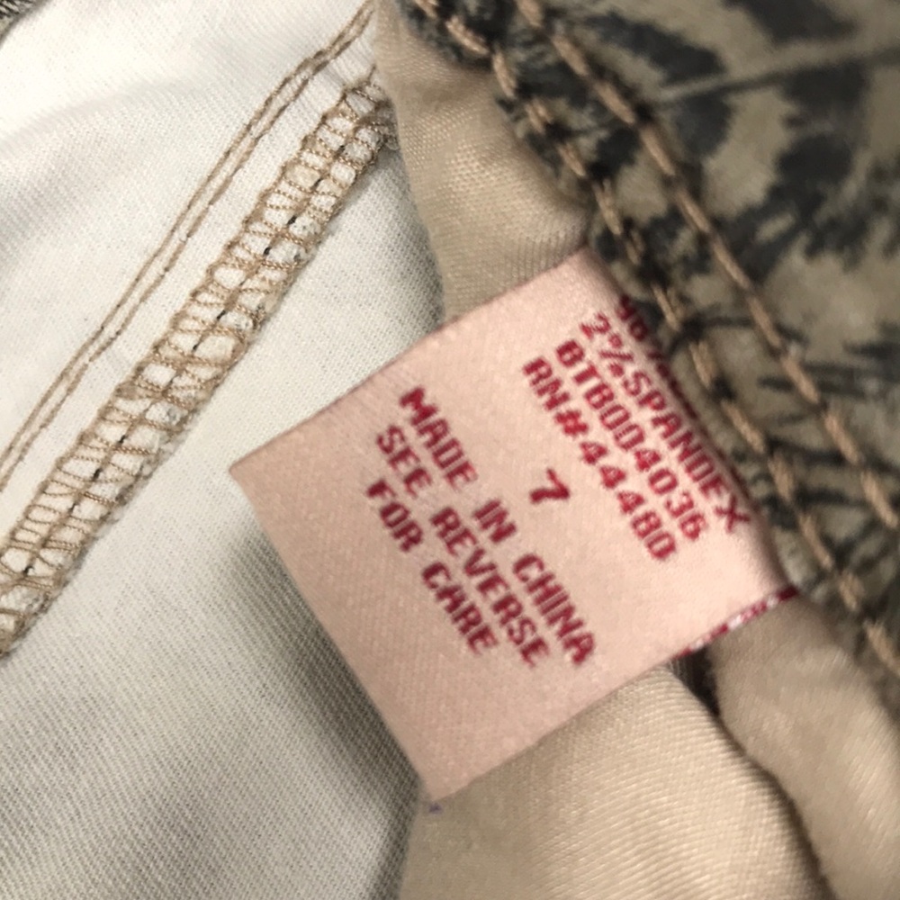 Feather patterned pants - Picture 2 of 3